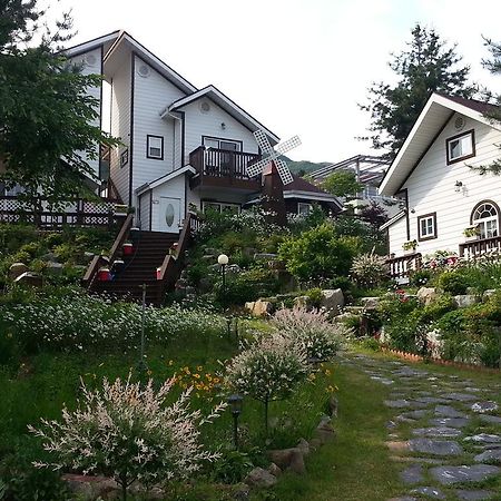 Sunny House Villa Pyeongchang Bagian luar foto