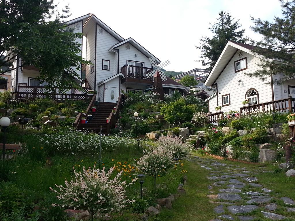 Sunny House Villa Pyeongchang Bagian luar foto